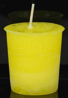 Laughter Herbal votive - yellow Laughter Herbal votive - yellow