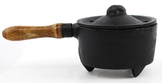 Cast Iron Burner w/ Wooden Handle Cast Iron Burner w/ Wooden Handle