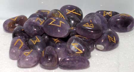 Amethyst rune set Amethyst rune set